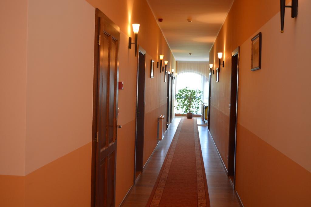Bed and Breakfast Piroska Csárda és Panzió Siófok Esterno foto